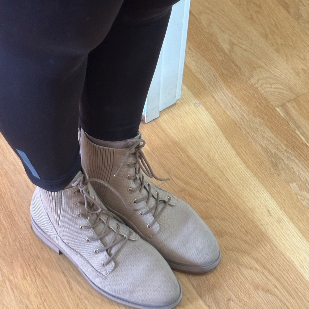 Rothy's Hickory Laced Lug Boot - Picture 11 of 14